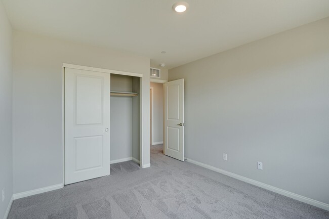 Building Photo - BEAUTIFUL NEW HOME IN CADENCE *COMING SOON*