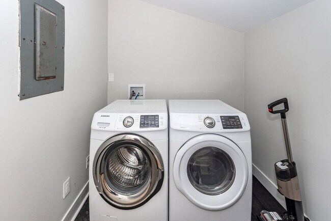 Building Photo - 3 Bedroom, 1 Bathroom Home in Willowbrook - Goose Creek