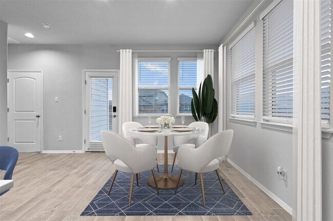 Building Photo - 1113 Burin Dr