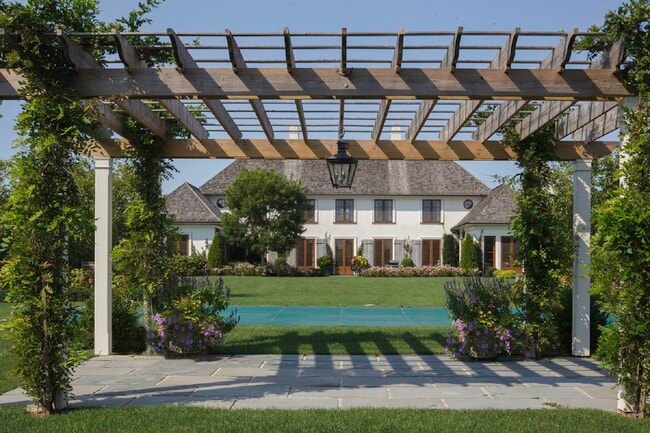 Building Photo - 286 Downs Path