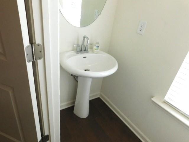 Building Photo - 887 Society Cir