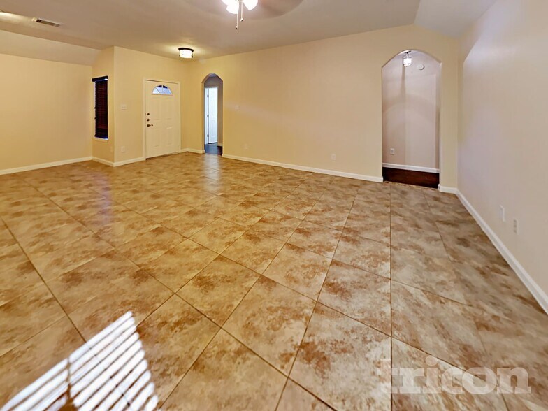 Building Photo - 3618 Cross Green Ln