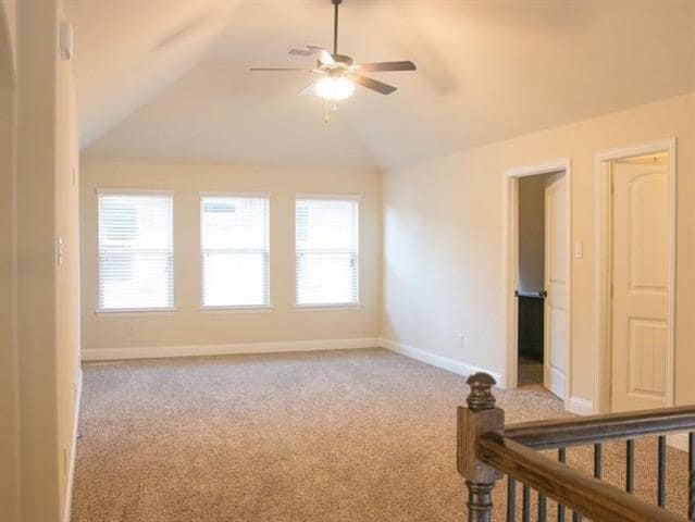 Building Photo - 4428 Saukenuk Ln