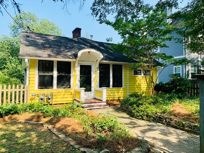 Primary Photo - 15 Branham St NE
