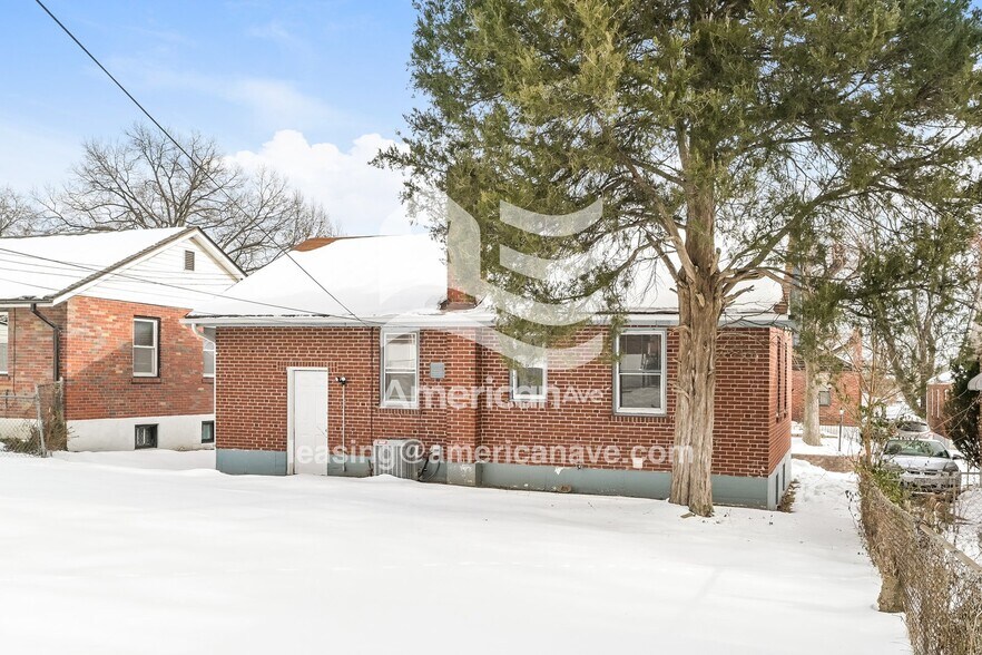 Building Photo - 4709 Jordan St