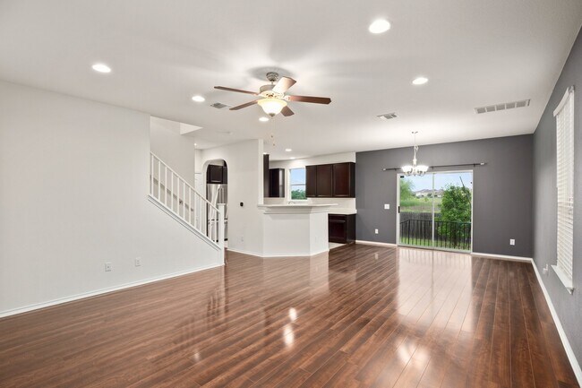 Building Photo - Large Two Story Home Only Minutes From Aus...