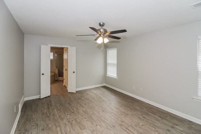 Building Photo - 1420 Marhill Cove