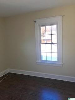 Building Photo - 425 Bank St