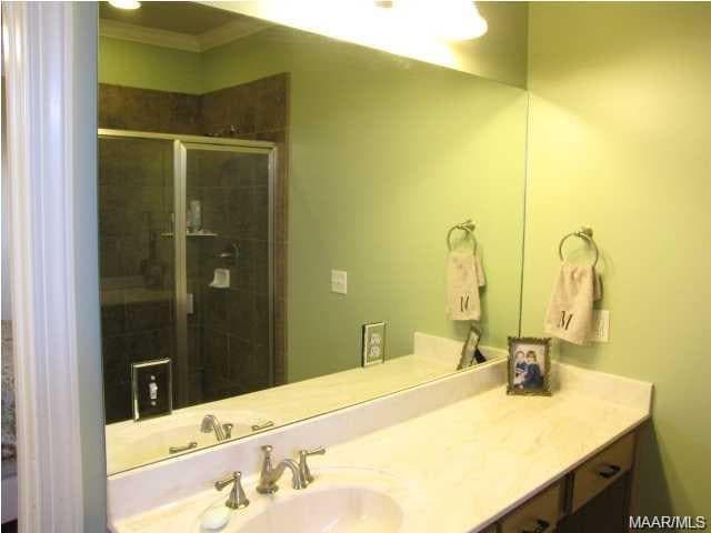 Building Photo - 9124 Houndsbay Dr