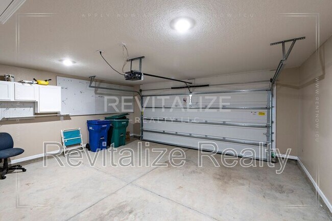 Building Photo - 22360 Aleutian Ave