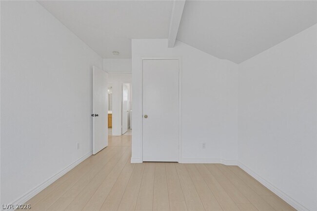 Building Photo - 8756 Harvest Valley Ave