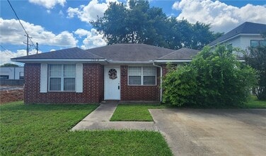 Building Photo - 106 Sterling St