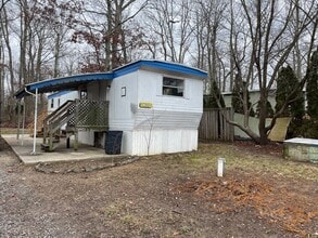 Building Photo - Cozy 2 Bedroom Home FOR RENT in Laurel Lakes, NJ $1465