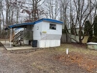 Building Photo - 7413 John St