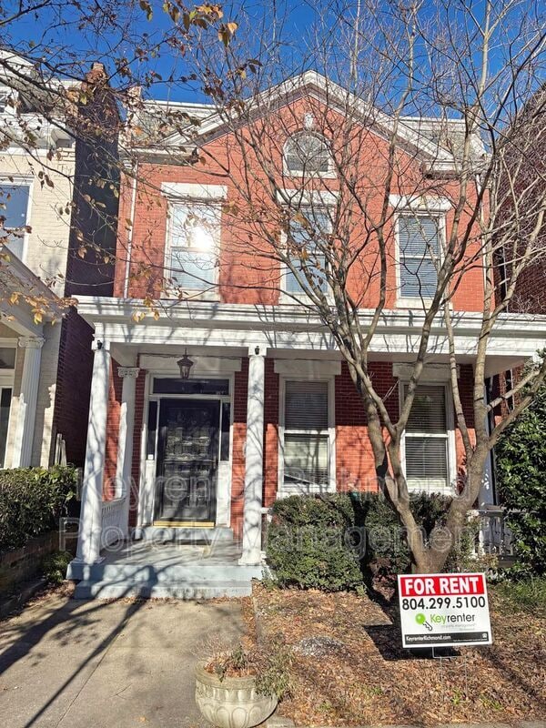 Building Photo - 2020 Floyd Ave