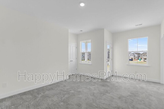 Building Photo - 335 Chapman Cir