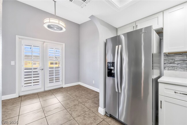 Building Photo - 511 Bass Dr