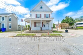 Building Photo - 133 North St