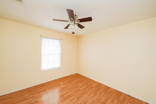 Building Photo - 4203 Marla Dr