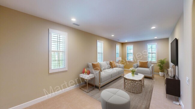 Building Photo - Beautiful Home in Portola Springs