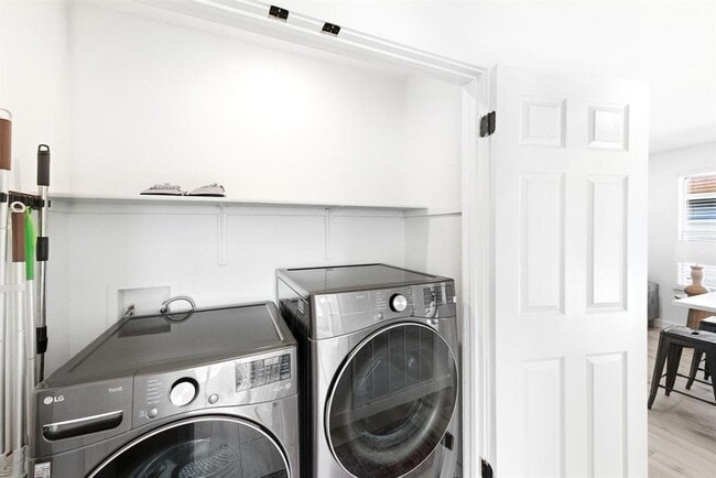 Building Photo - 5905 Los Dios Pl