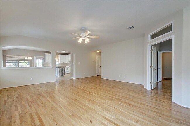 Building Photo - 1415 Coral Cay Ln