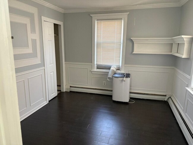 Building Photo - 23 Bowers Ave