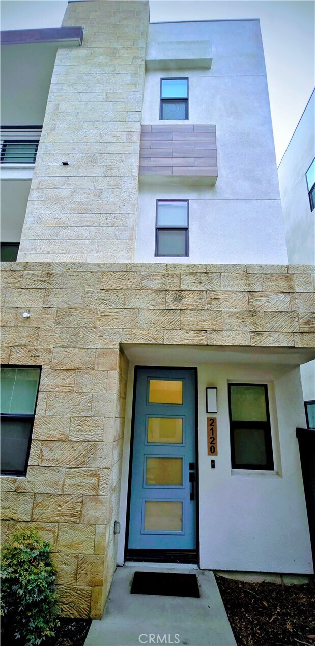 Building Photo - 2120 Sagebrush Walk