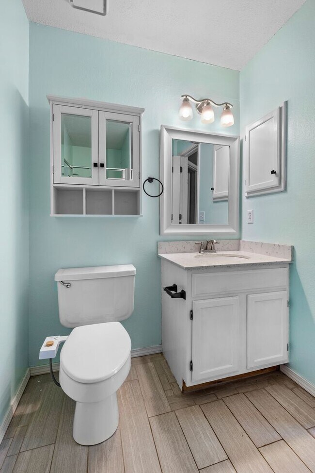 Building Photo - Affordable 2-Bedroom Home for Lease in Fayetteville, AR