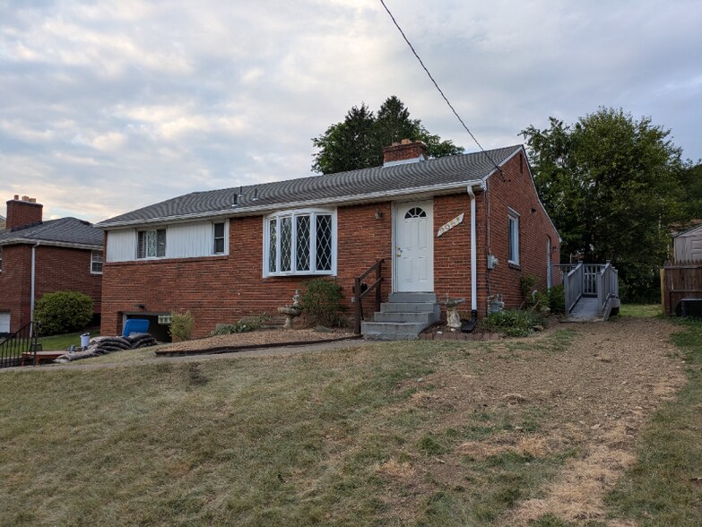 Building Photo - 2057 Borland Rd