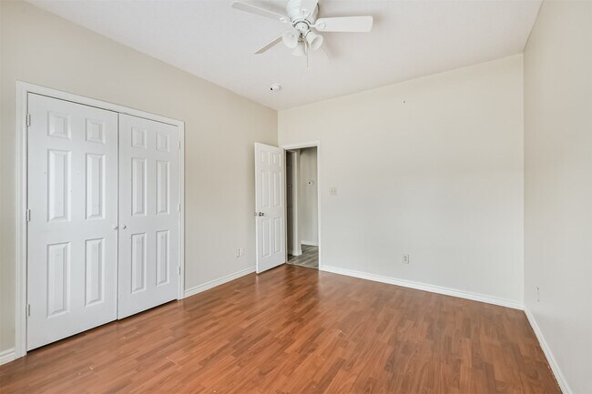 Building Photo - 16913 W Juneau St