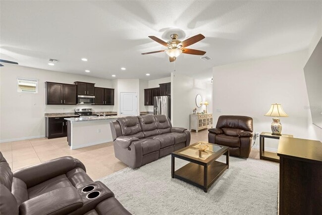 Building Photo - 13562 Paddington Wy