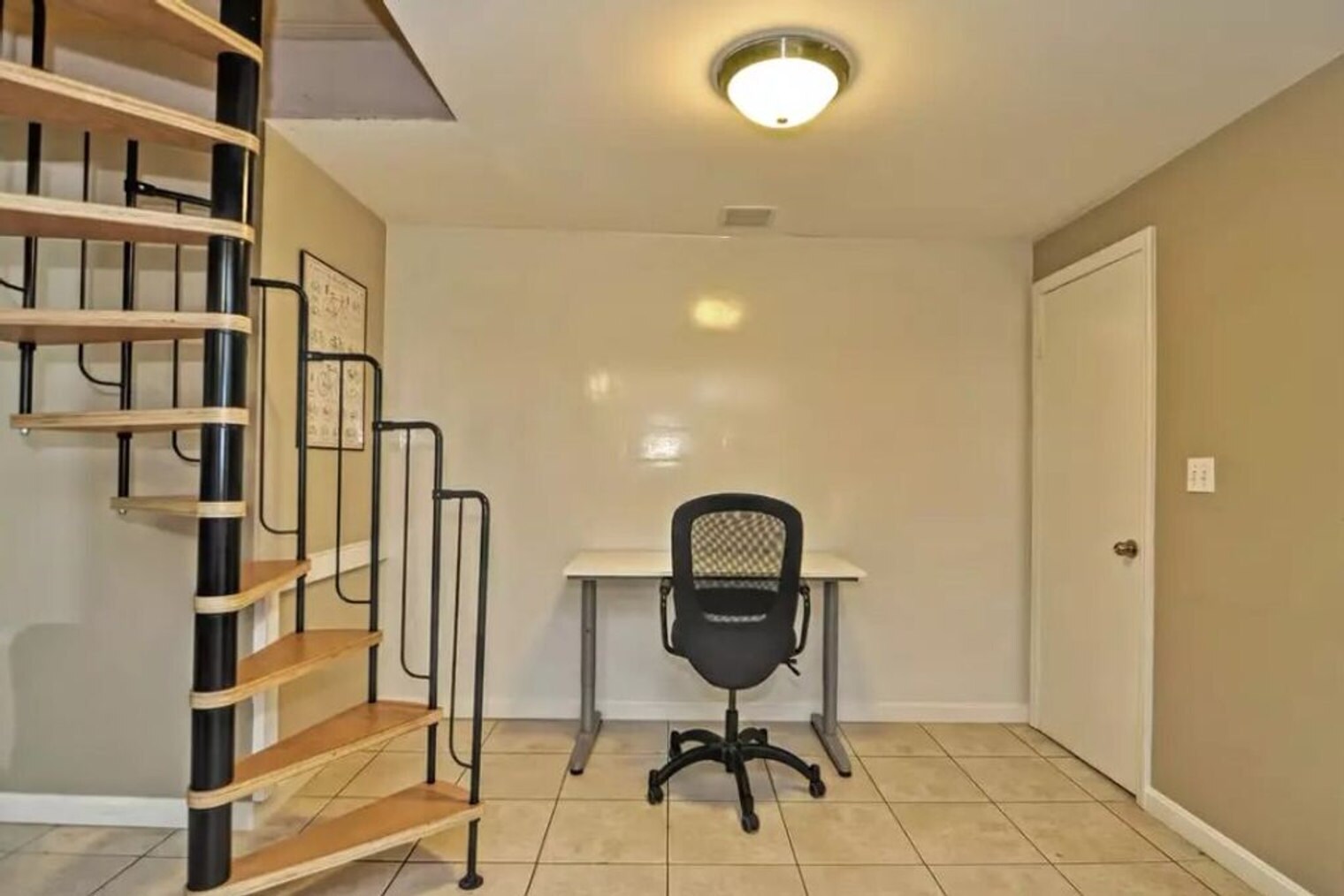 Building Photo - 155 Porter St