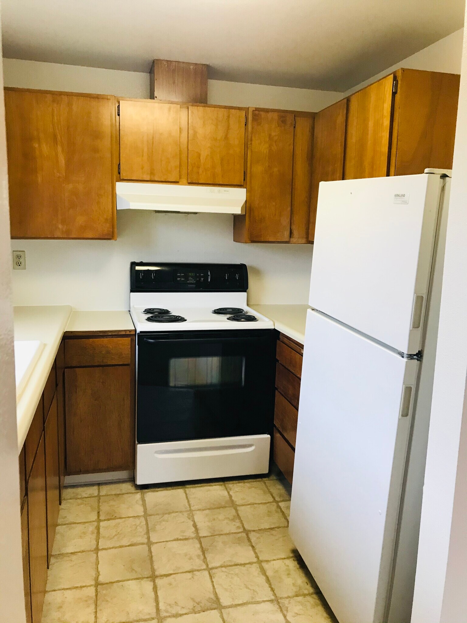 Building Photo - 1015 E Jefferson St