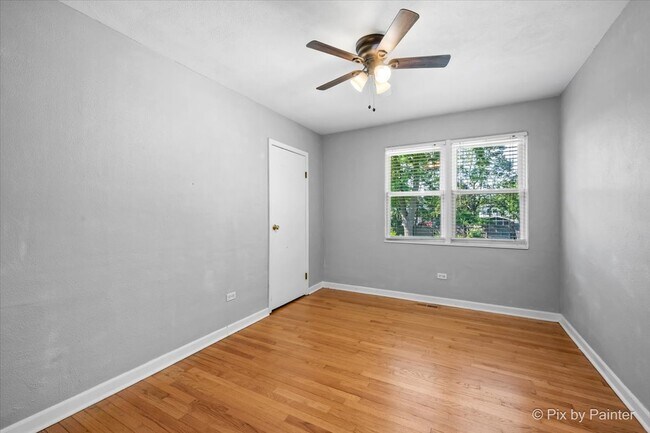 Building Photo - 120 W Hillside Ave
