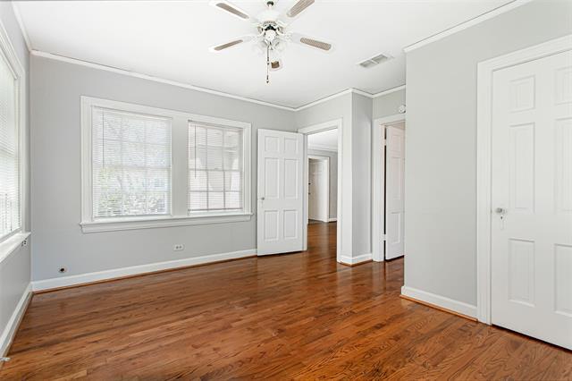 Building Photo - 5442 Longview St