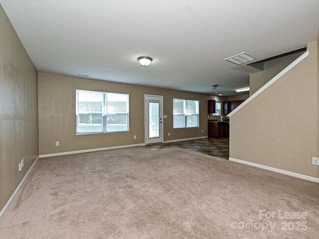 Building Photo - 104 Mulligan Dr