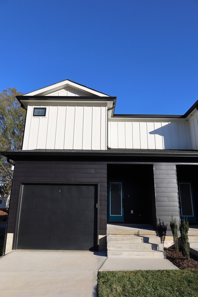 Building Photo - 19809 N Ferry St