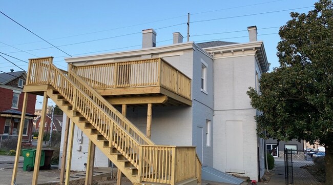 Building Photo - 309 Washington St