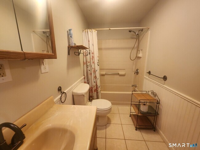 Building Photo - 3 Standish Dr