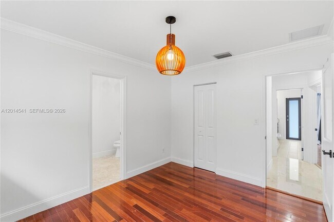 Building Photo - 7985 SW 136th St