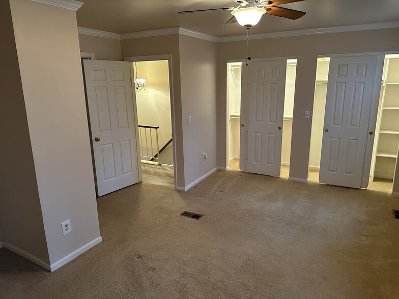 Bed1 - 9120 Dominion Cir