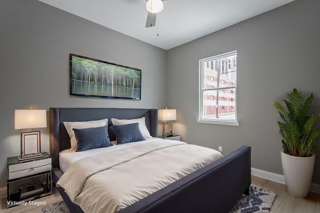 Building Photo - Modern 4 Bedroom Home in Southside