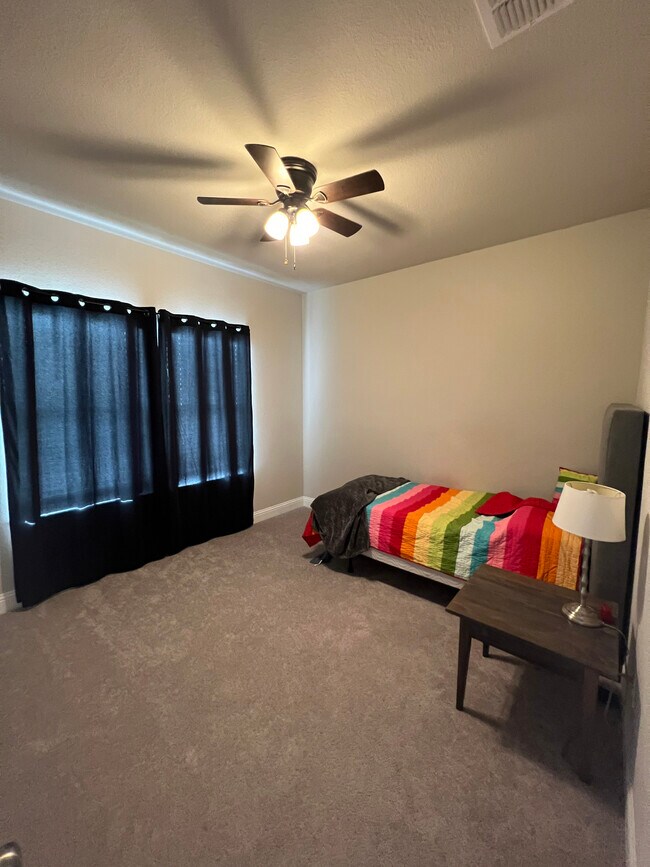 Upstairs bedroom 1 - 1610 Charismatic Ct