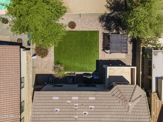 Building Photo - 18390 W Hayden Dr