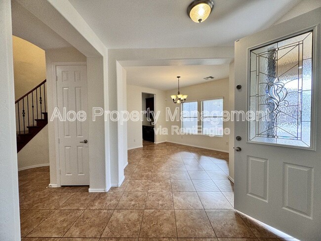 Building Photo - 14141 N 136th Ln
