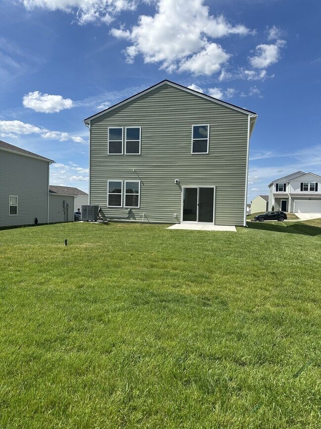 Building Photo - BRAND NEW - SINGLE FAMILY HOME IN COLUMBIA