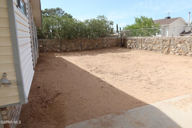 Building Photo - 11517 Cree Ct