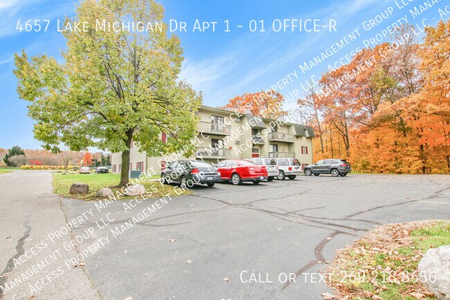Building Photo - 4657 Lake Michigan Dr