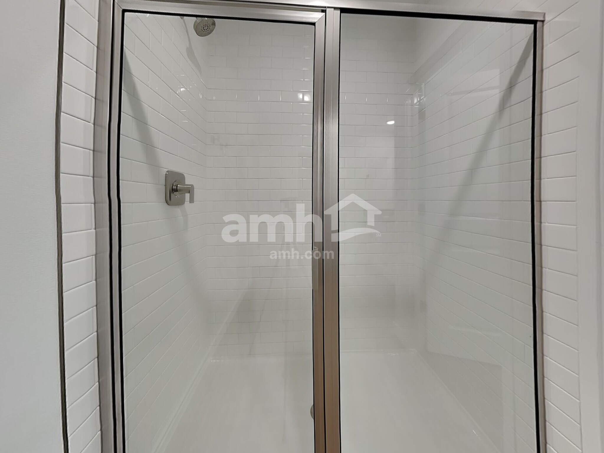 Building Photo - 5012 Washington St SE